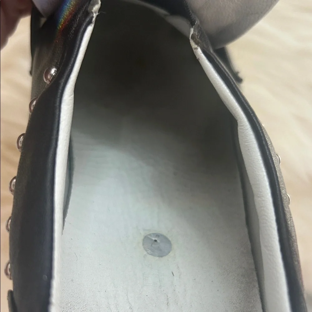 Black Leather Studded Women's Slip-On Sneakers high end Sz 7